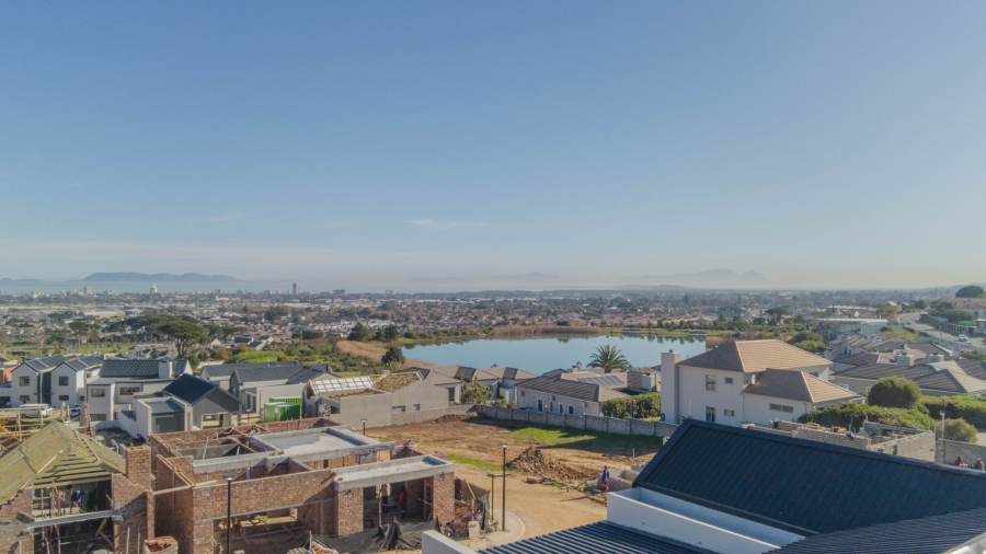 3 Bedroom Property for Sale in Mzuri Estate Western Cape
